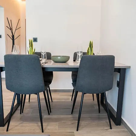Apartment Oikos Charming Island Retreat Platanion