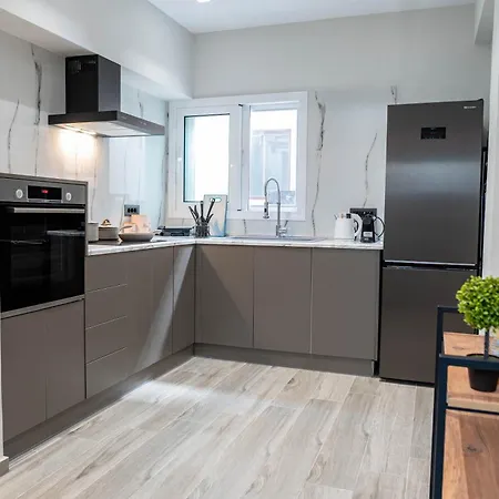 Apartment Oikos Charming Island Retreat
