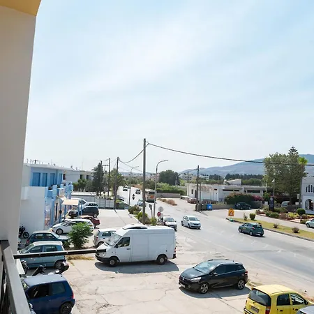 Oikos Charming Island Retreat Platanion